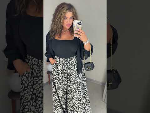 Женские легкие летние широкие брюки палаццо в леопардовый принт, на резинке в талии, с карманами, батал большие размеры, видео 1