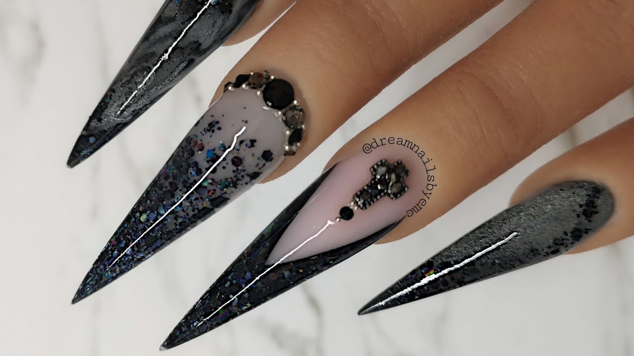 Black stiletto acrylic nail design | #stilettonails #blacknails - YouTube