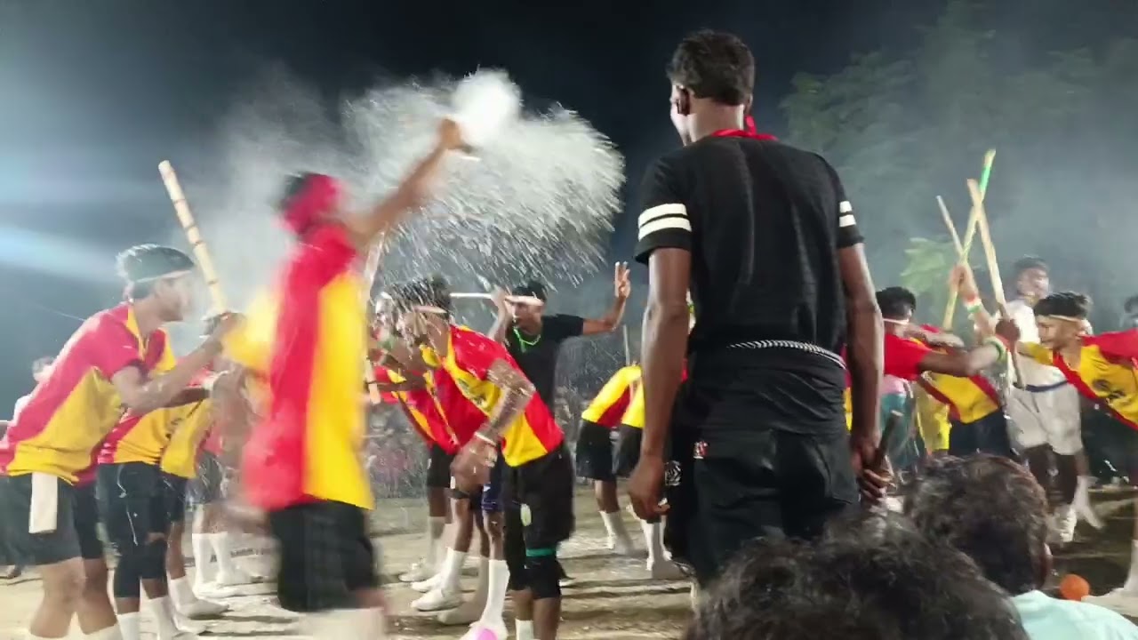 সাহেব পাড়া মামা ভাগ্নে টিম লাঠি খেলা ভালো লাগলে লাইক করবেন