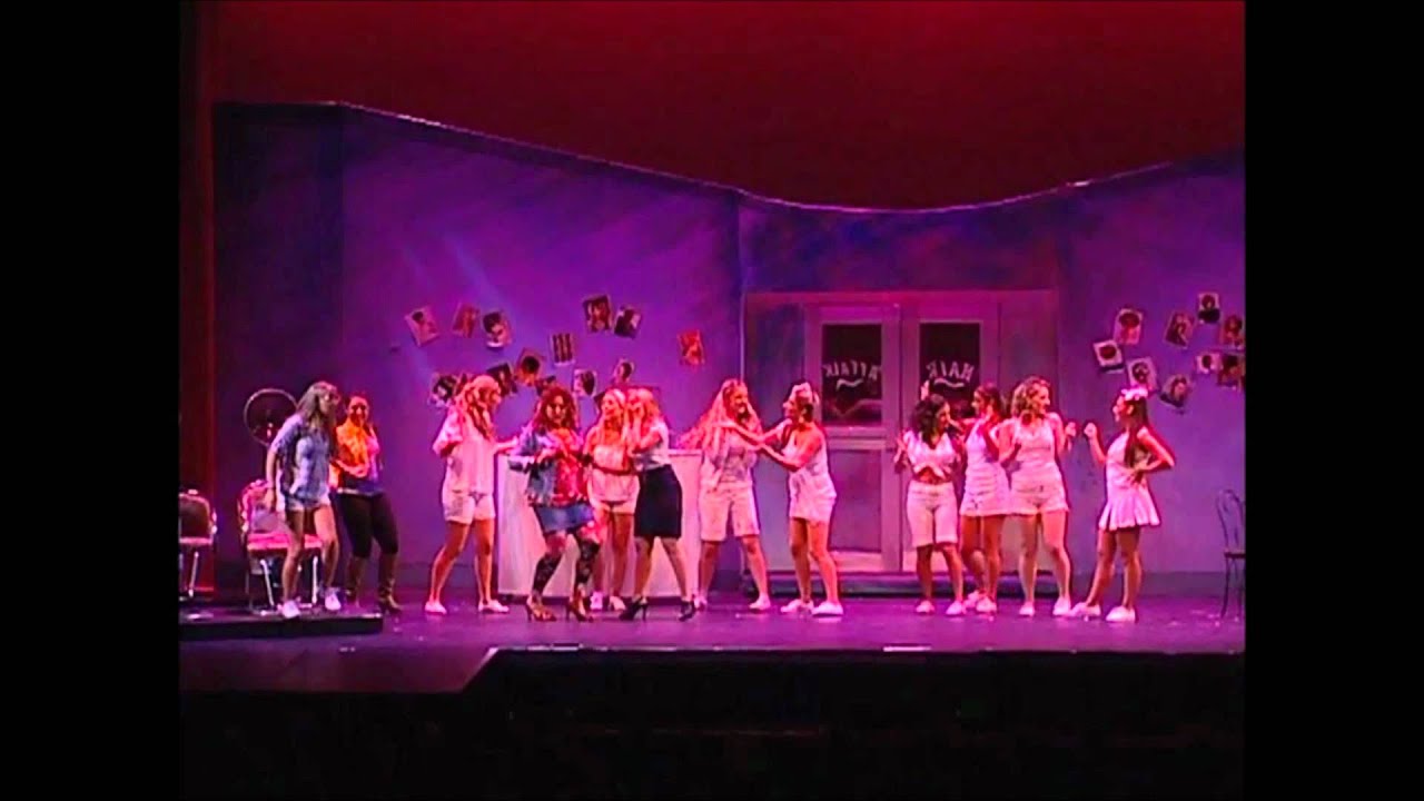 "Bend and Snap" Legally Blonde the Musical - YouTube