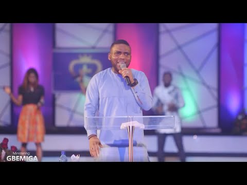 DEPENDABLE GOD || WORSHIP BY GBEMIGA ADEJUMO || AGAPE INTERNATIONAL CONVENTION