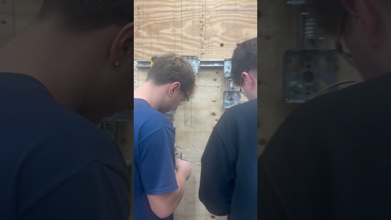 Teamwork Makes the Dream Work! 🛠️🏗️