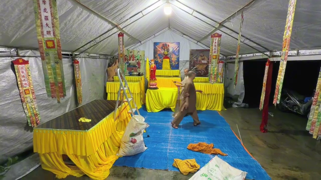 ráp đàn tràn ngày mưa Lụt lội