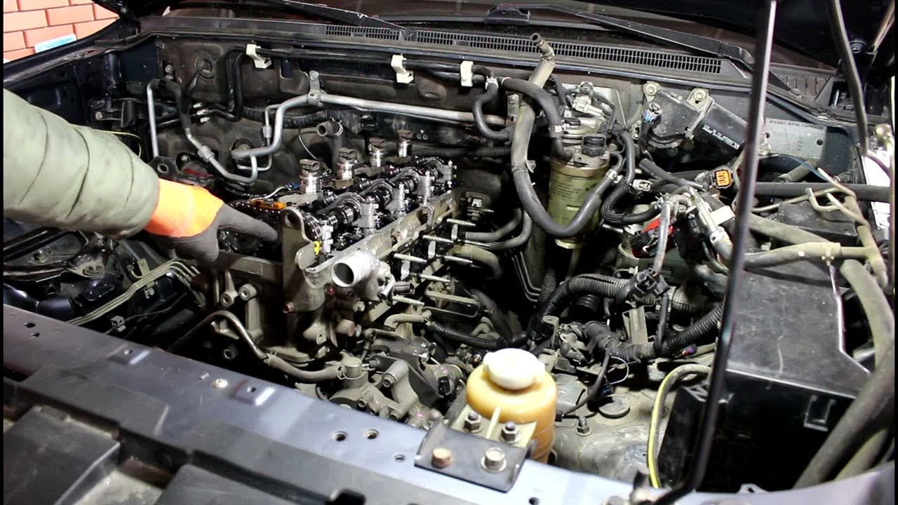Как снять двигатель паджеро 3 Как снять ГБЦ двигателя 4M41 на Mitsubishi Pajero 2008 Мицубиси Паджеро 3,2 литр