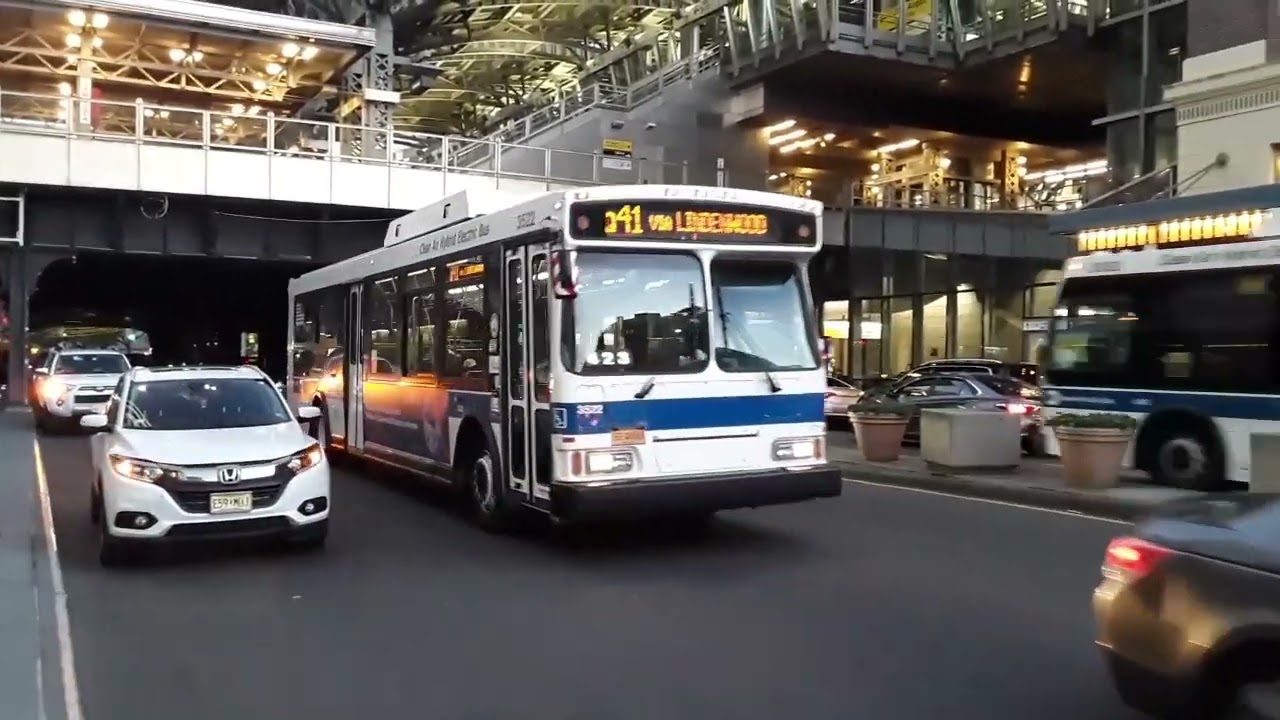 mta-bus-company-2006-orion-vii-2nd-generation-hybrid-3522-on-the-q41