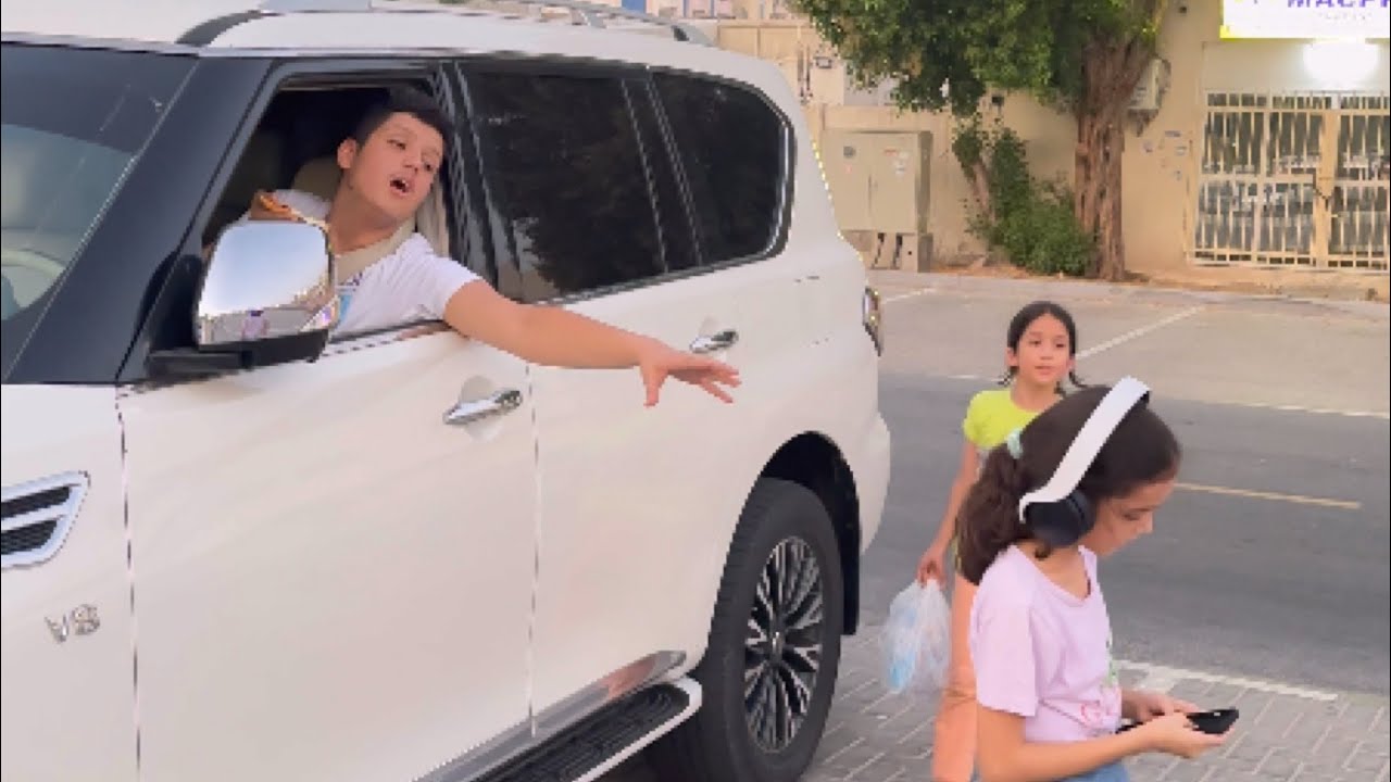 طفلة فقيرة تنقذ رجل يختنق ؟