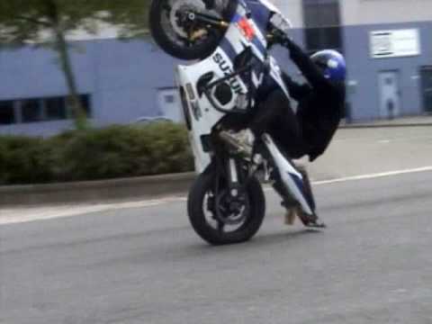 NLS AT THE SPOT ZX6R & GSXR WHEELIES STUNTS