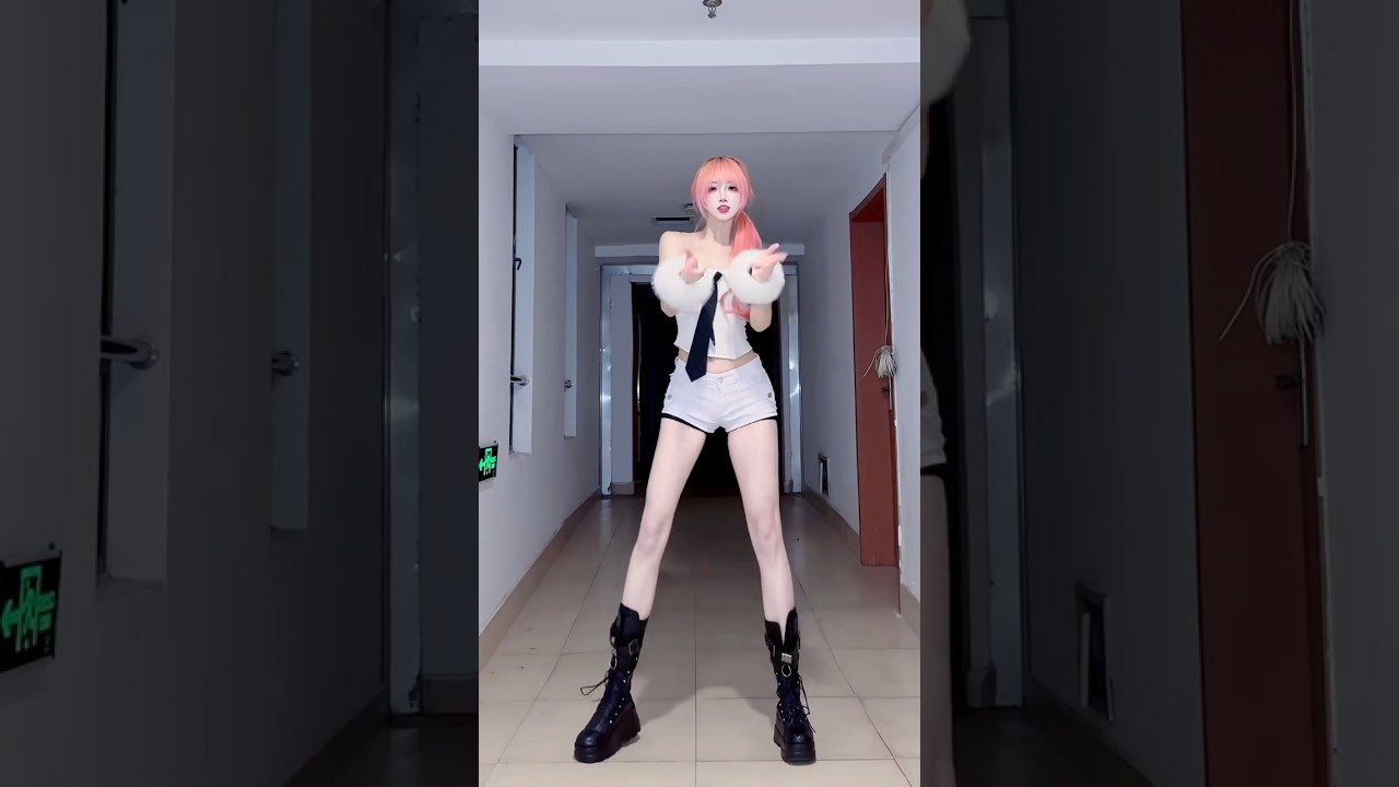 No Batidao - Funk | 15s Epic Cosplay Dance 