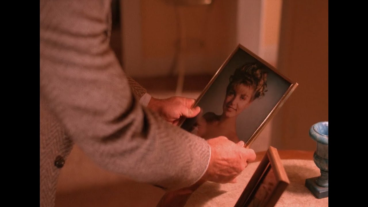 Twin Speak Leland Dances With Laura