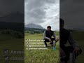 Остановились на чашечку кофе с видом на Альпы #альпы #путешествия #италия