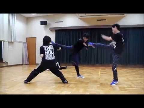アクション殺陣教室　技闘　女性絡み②　１ｖｓ３