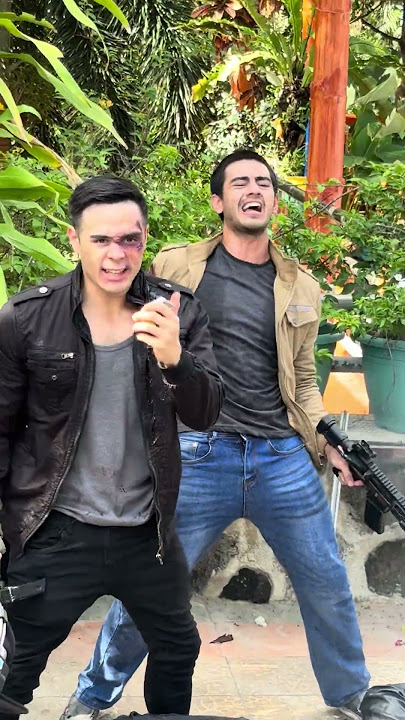 Behind-the-scene: Bakit mo naman ginawang shield, Ivan? | Lolong 2