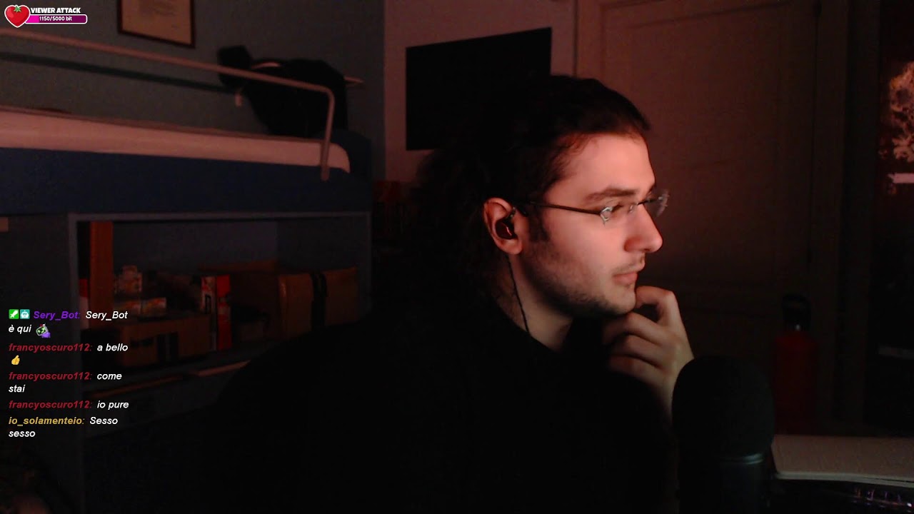 CHI SI ISCRIVE, DONA O SI ABBONA VIENE SEGNATO SUL QUADERNO + DadoReaction