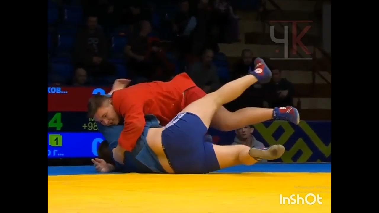 Спортсмен по самбо. Российский спортсмен с медалями. Солдатенков самбо. Самбо юниоры. Юные самбисты.