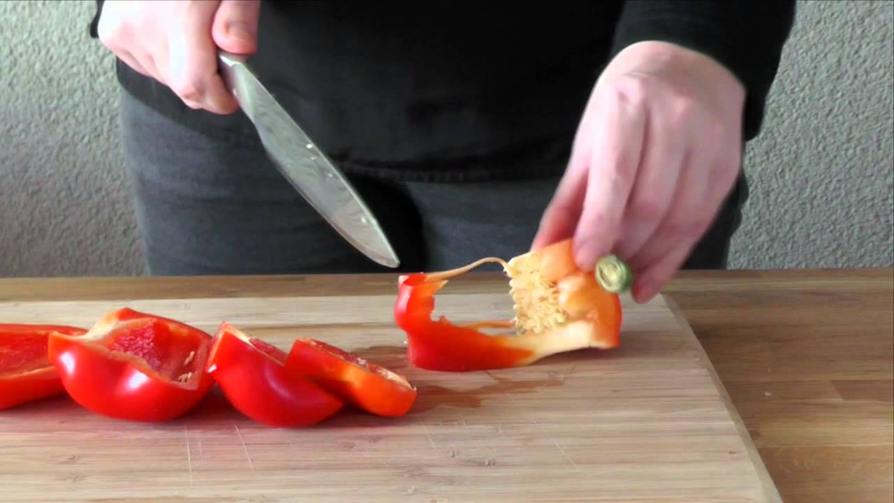 Nodig hebben kan zijn catalogus Kooktip Paprika snijden - YouTube