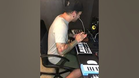 BEATOBER Beat Challenge: Day 5 Making a West Coast Type Beat in Logic Pro X on KORG MicroKorg 37