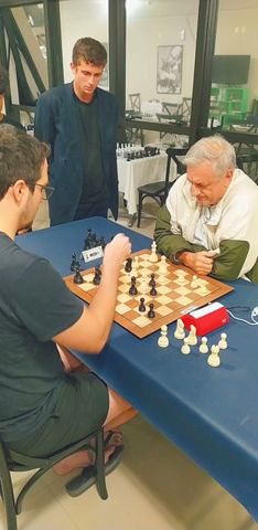 Como jogar a Siciliana Najdorf contra o Ataque Adams 