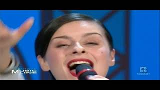 Video voorbeeld van "LISA STANSFIELD - The Real Thing (Buona Domenica 1997 Italy TV)"
