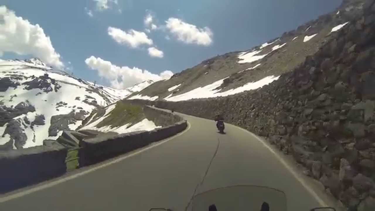Stelvio Pass motorcycle tour, Passo dello Stelvio motorbike,Stilfser Joch 2757m