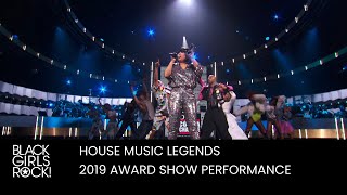DJ Cocoa Chanelle, Robin S, Crystal W, Cece P perform at the 2019 BGR Awards | BLACK GIRLS ROCK! Resimi