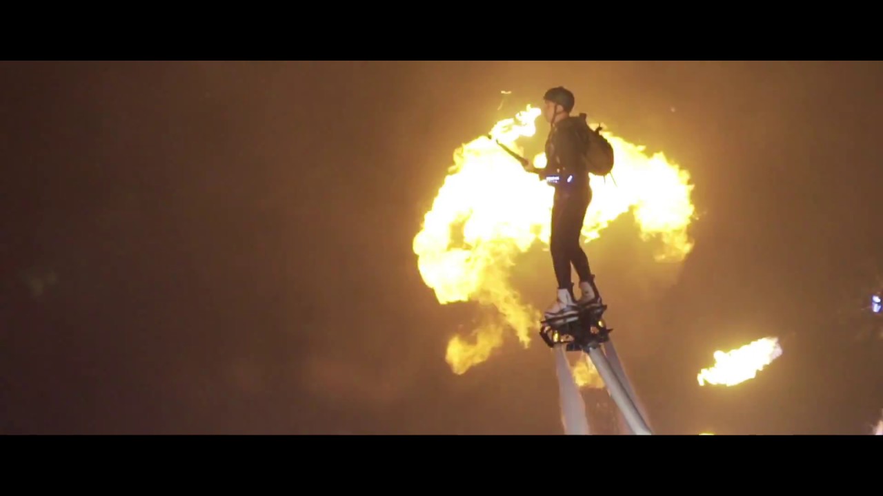 Флайборд шоу с огнеметами - YouTube