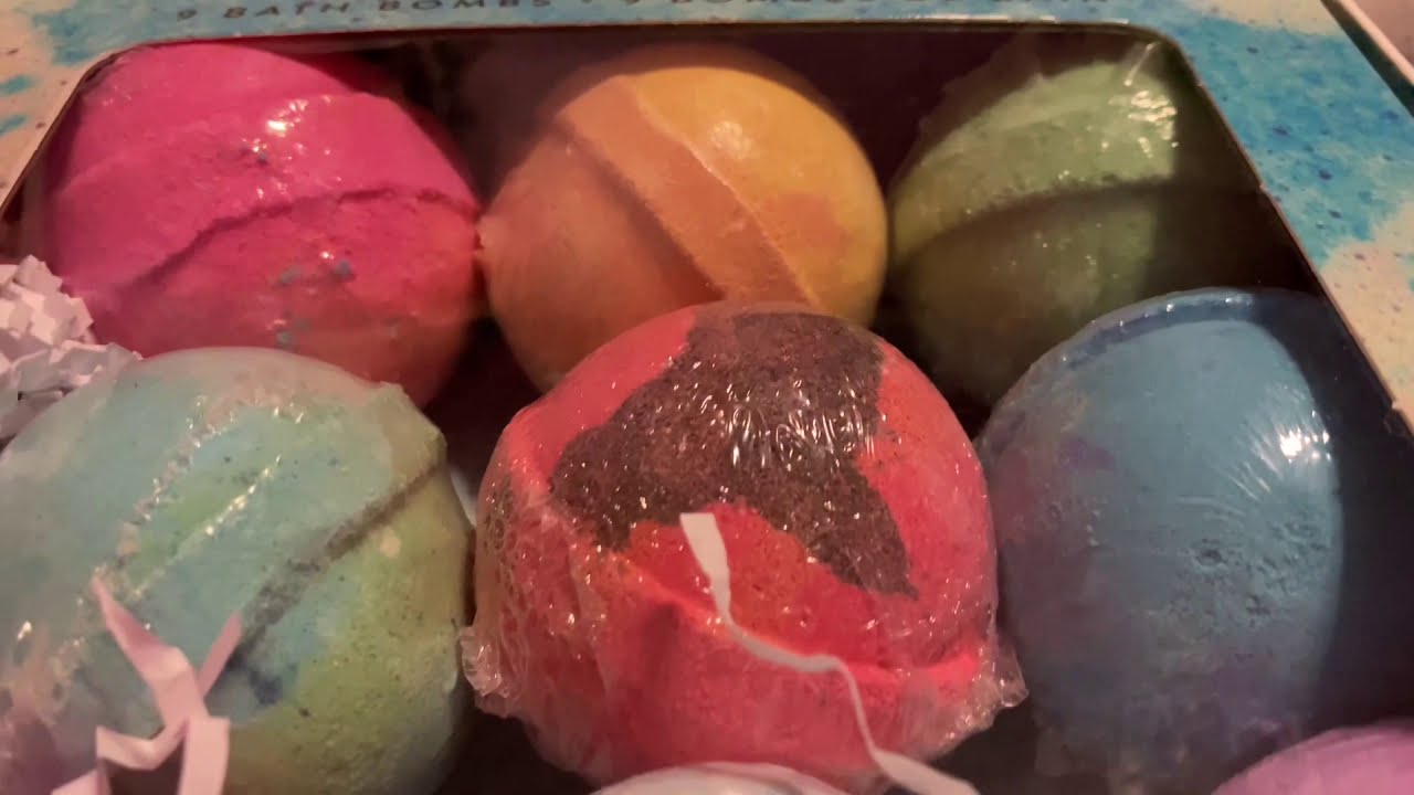 Unboxing Naturally Vain Bath Bombs From Costco