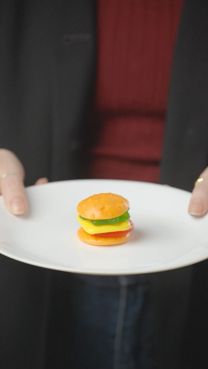 Barista RUINS Burger!!