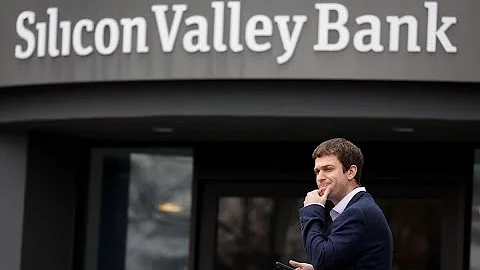 Apollo, Blackstone, KKR Said to Consider SVB Assets