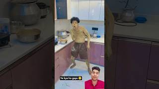 gora hona hai to...... #viral #duet #comedy #funny #shorts#shortvideo #youtubeshorts#trendingshorts