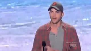 Ashton Kutcher Discurso Emotivo - Teen Choice Awards 2013