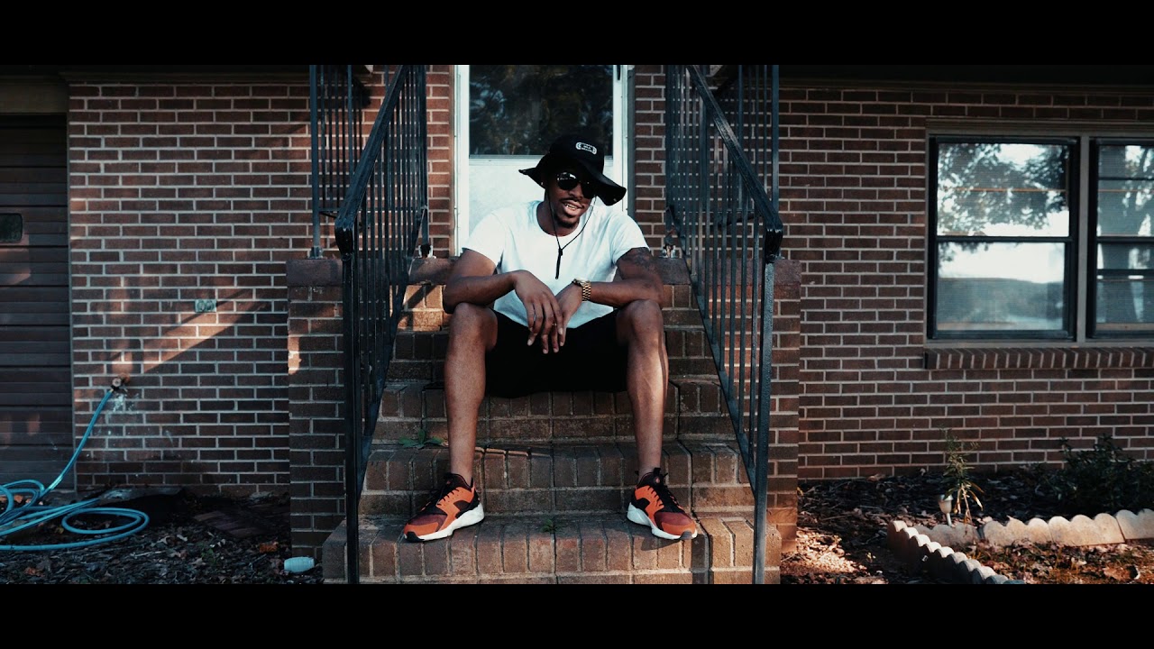 Mike Larry - Me & You | Music Video - YouTube