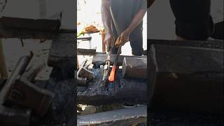 making a manual nail puller #wood #woodscraft #satisfying #automobile #diy #amazing