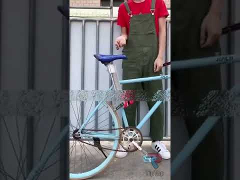 صنع ألة داخل كرسي دراجة Shorts