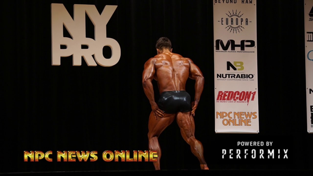 REGAN GRIMES: 2018 IFBB NY Pro Men's Classic Physique Winner Prejudging Posing Routine