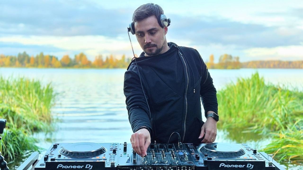 Melodic Techno & Progressive House Mix 2025 | Russia - Sunset live DJ Set by Uzun 4k
