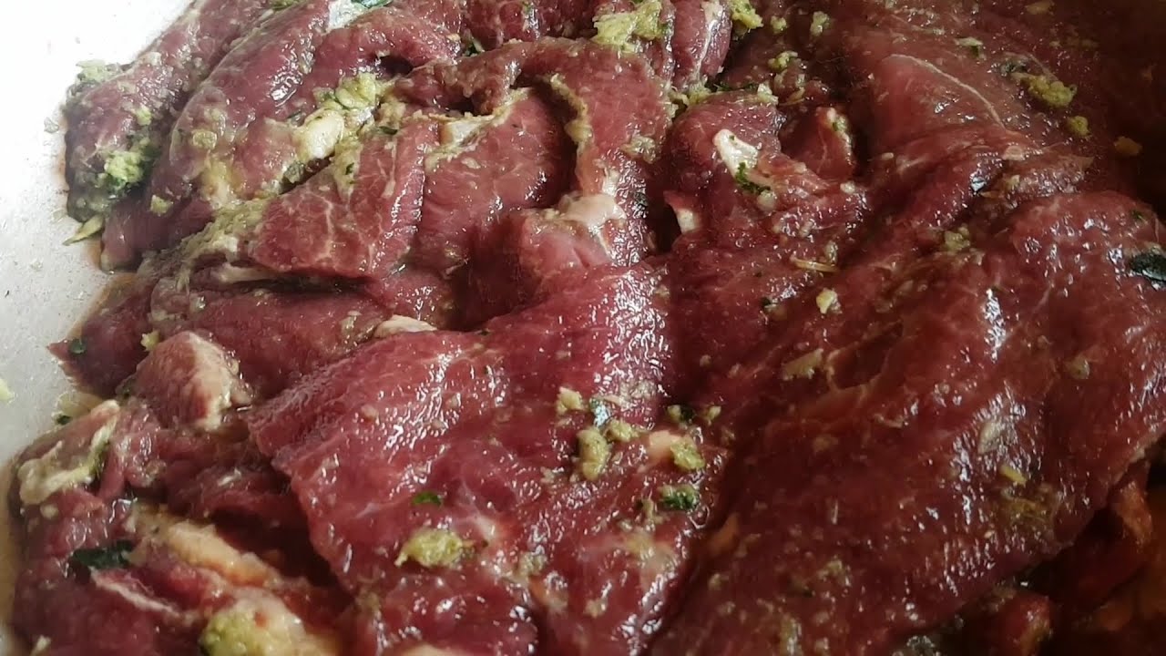 របៀបប្រឡាក់សាច់គោអោយមានរសជាតិឆ្ងាញ់ - YouTube