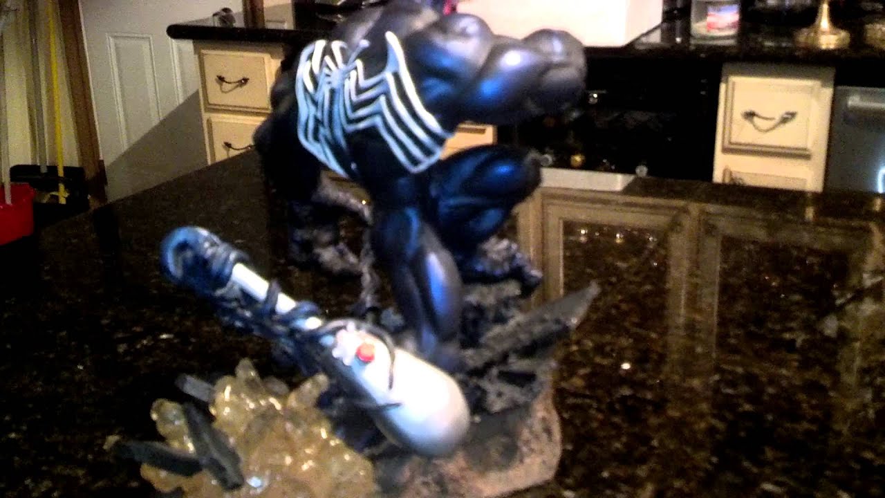 Bustes/Statues :: Super Héros :: Marvel Venom Premier Collection Statue en résine Diamond Select