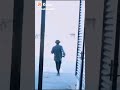 مشيه كوك تضحك