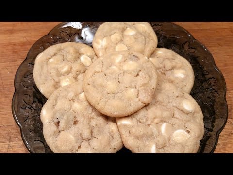 White Chocolate Macadamia Nut Cookies
