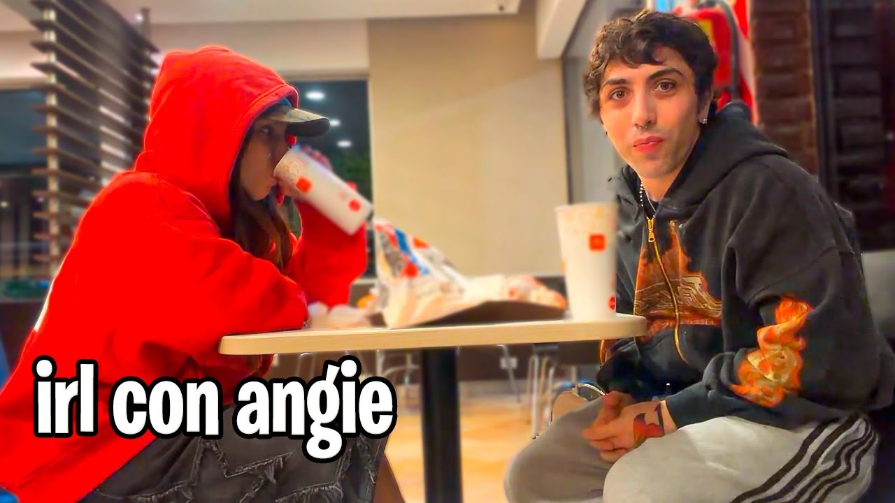 CARRE Y ANGIE IRL DE NOCHE