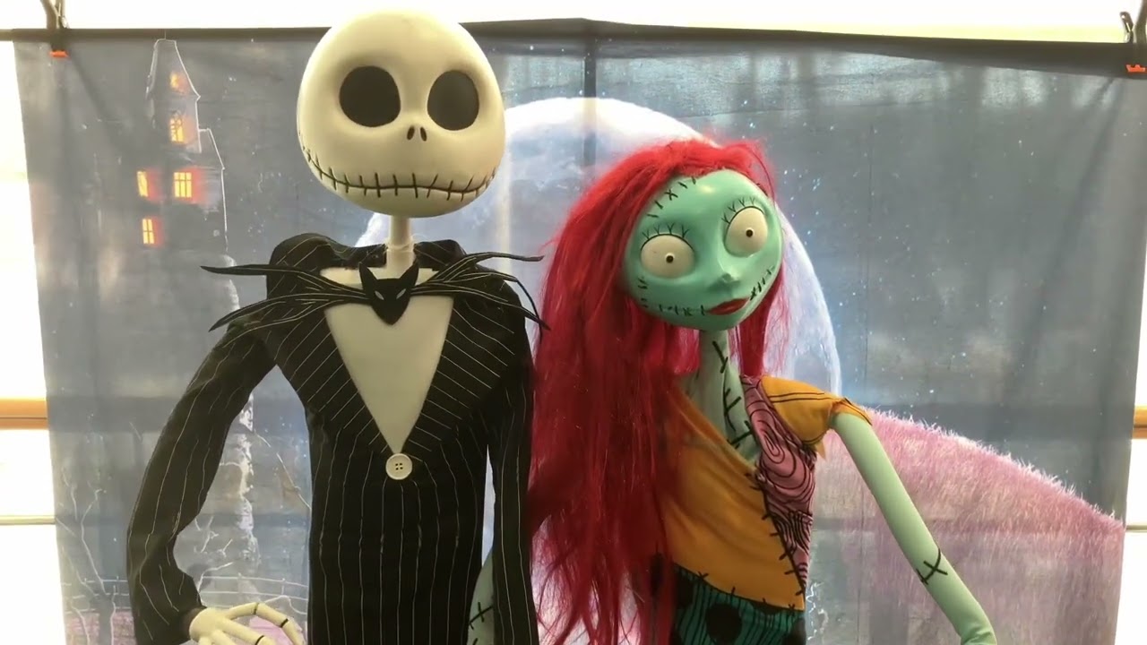 Optimus Prime and Bumblebee Camaro at York Comic Con