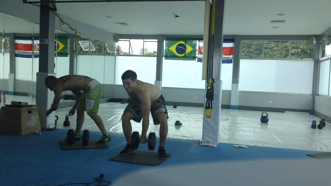 ENTRENAMIENTO COSTA RICA EN EL GOLDS GYM YouTube