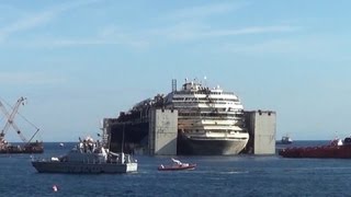 Costa Concordia heads to port