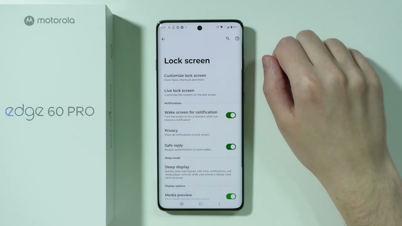 Motorola Edge 60 Pro: How to Show/Hide Media Preview on Lock Screen