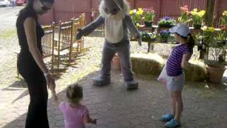 Easter bunny hugs