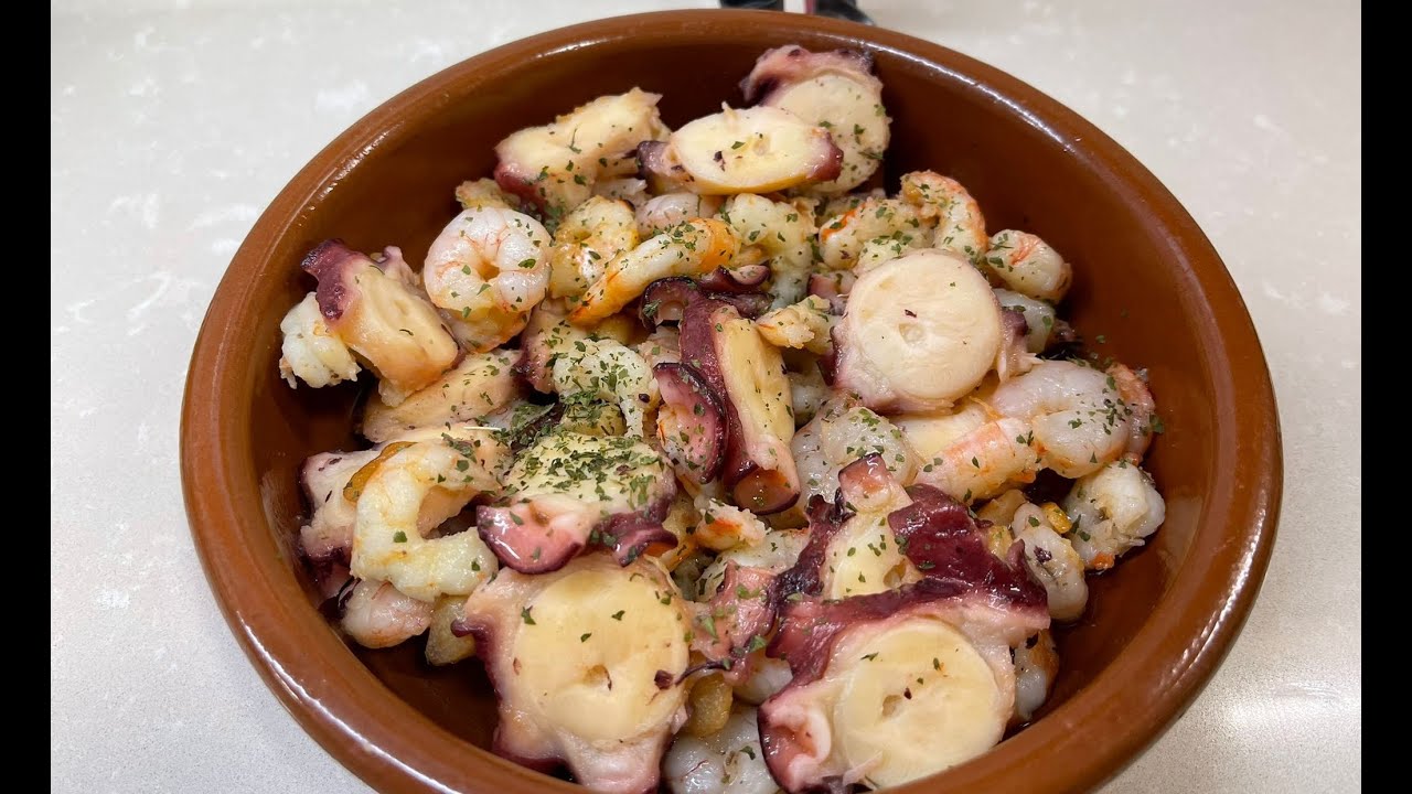 GAMBAS CON PULPO AL AJILLO