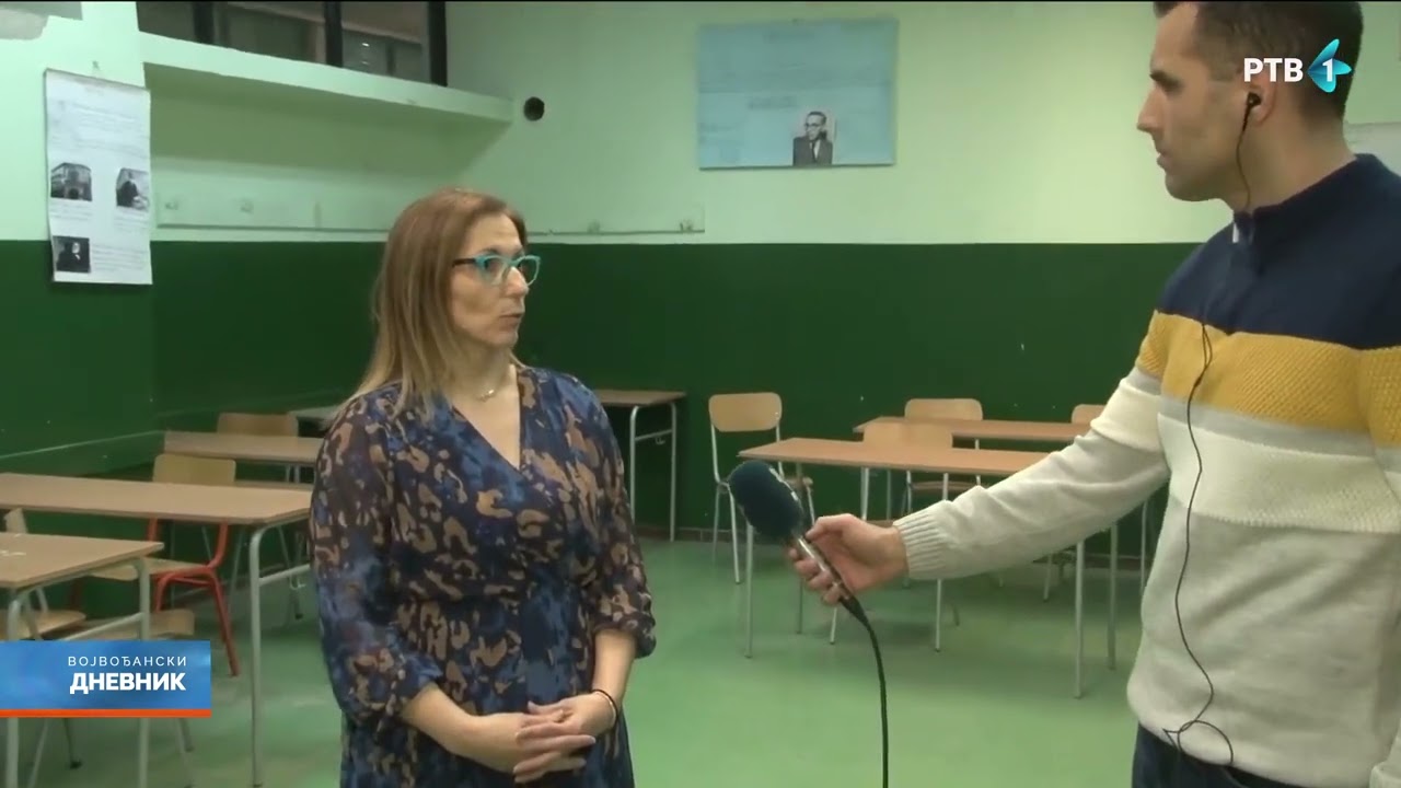 Deo maltera u školi u Pećincima pao na dve devojčice, upućene u Tiršovu