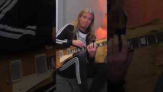 His 8-Finger Tapping technique is UNBELIEVABLE