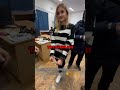 So brichst du Handschellen auf 😱🔗
