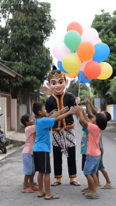 Download lagu Ondel - ondel punya balon   #ondelondelbetawi #ondelondellucu #shortvideo #shortfeed #fyp